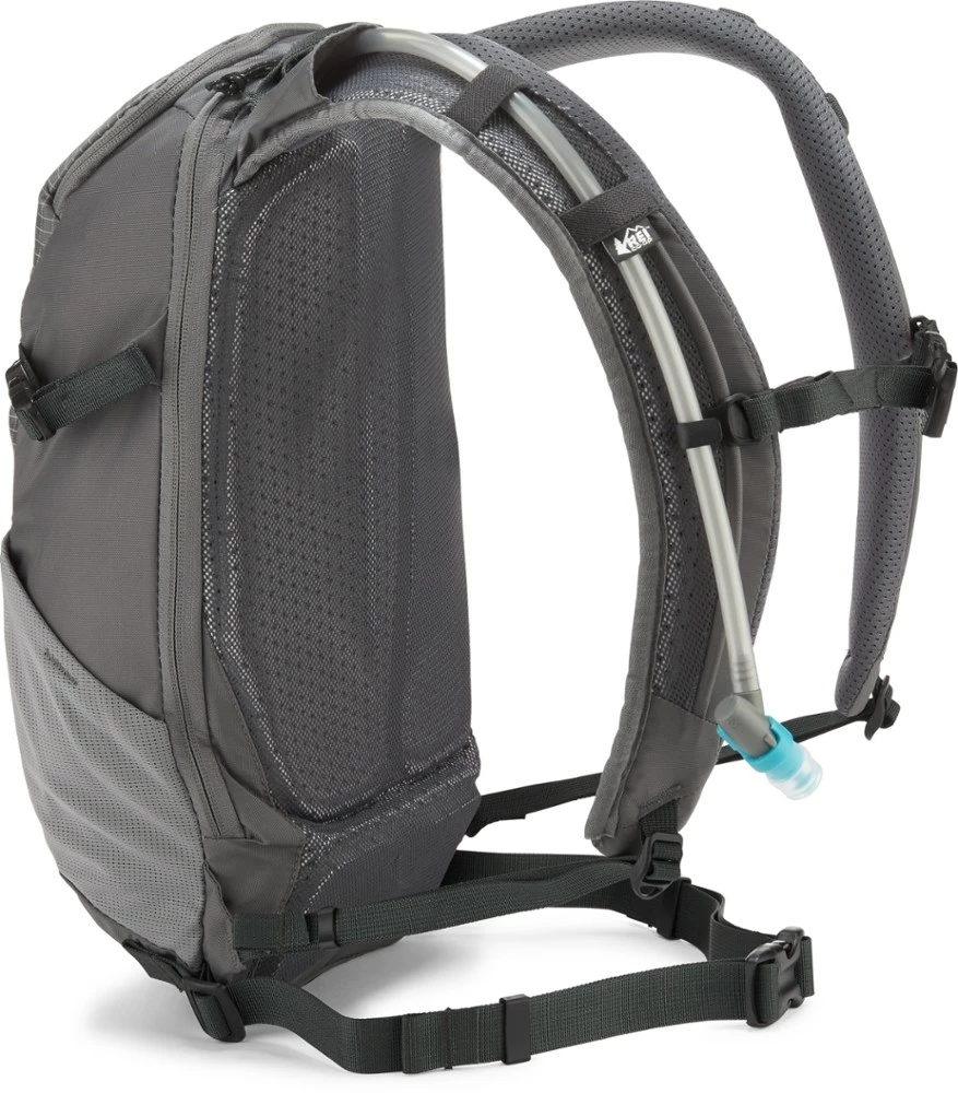 REI Co-op Link 10 L Hydration Pack - Image 9