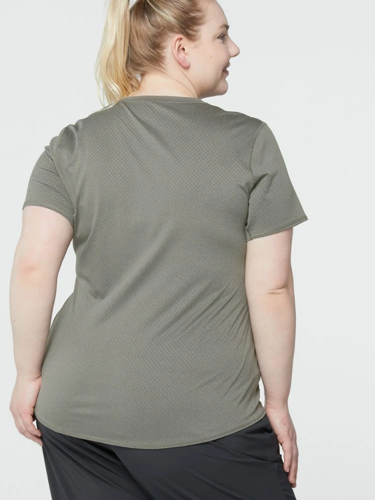 REI Co-op Lightweight Base Layer Crew Top - Women's Plus Sizes - Image 3