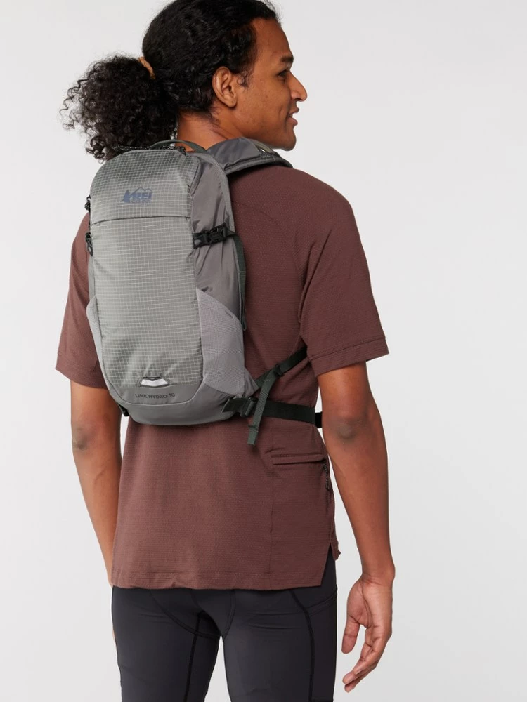 REI Co-op Link 10 L Hydration Pack - Image 2