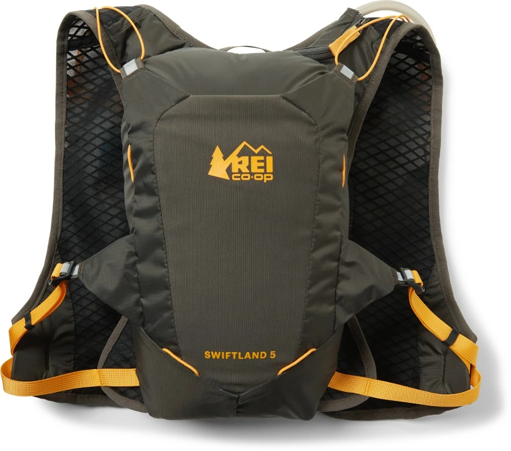 REI Co-op Swiftland 5 Hydration Vest - Men's - Image 5